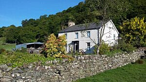 bed-breakfast-house